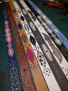 Cinturón de Cuero Vintage de Diseño, Estilo Gótico Hip Hop, con Hebillas Cuadradas, Remaches y Tachuelas, Hecho a Mano y Personalizado - Product Image 2