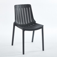 Chaises de jardin empilables nordiques modernes en plastique PP pour hôtel, restaurant, salle à manger, salon, terrasse, balcon, café