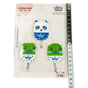 Paquete de 3 ganchos de succión con diseño de dibujos animados para paredes del baño, ropa y otros usos. No requiere perforación. 2 yuanes. - Product Image 4