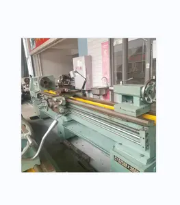 Çin C6250 yatay torna makinesi 3000mm merkezi uzunluk torno mekanik metal torna