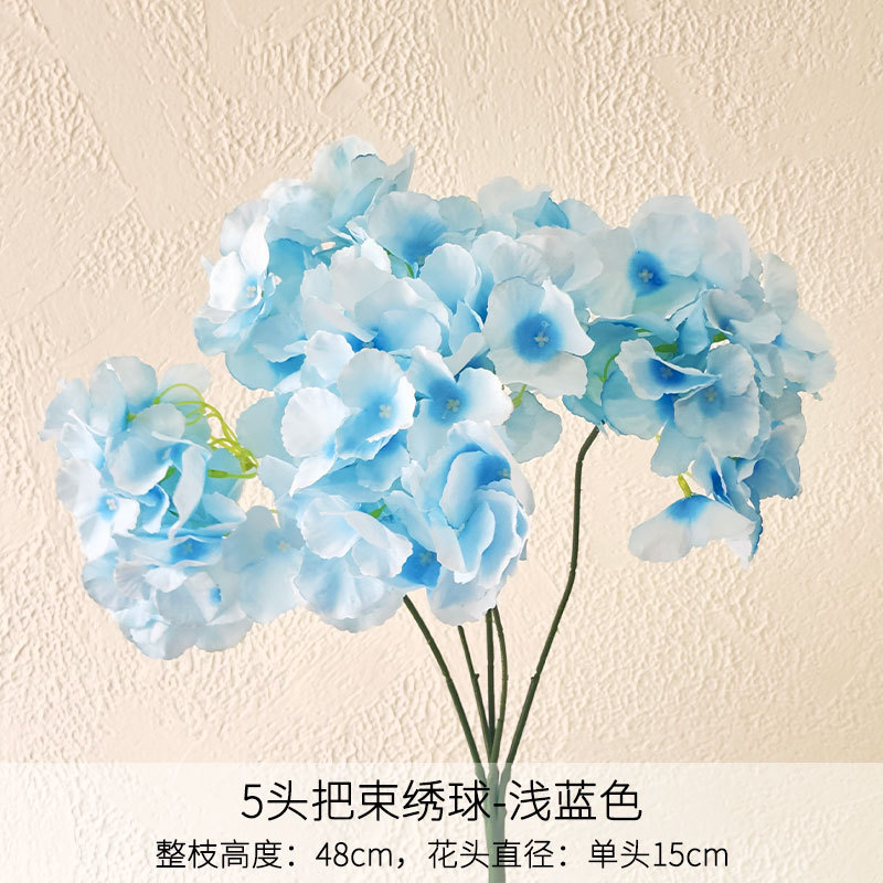 Bleu clair 5 bouquets d'hortensias