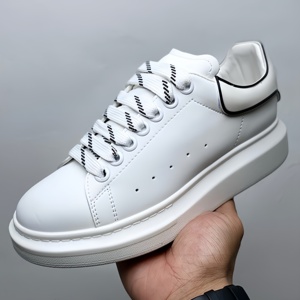 American-style stylish and simple walking <b>shoes</b> with thick soles and breathable design, suitable for outdoor activities. - Product Image 6