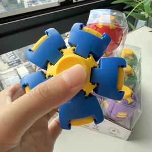 Nouvelle balle gyroscopique à pression de haute qualité, balle gyroscopique rotative à injection, balle gyroscopique pour machine à griffes, jouet fantaisie, cadeau, vente en gros - Product Image 3