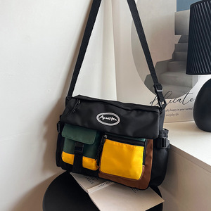 Nuova Borsa a Tracolla Trendy di Marca con Contrasti di Colore per Uomo <span class=keywords><strong>e</strong></span> Donna, Design Casual Sportivo <span class=keywords><strong>e</strong></span> Cool, Borsa in Tela Multicolore - Product Image 1