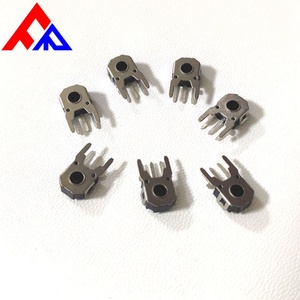 Encodeur rotatif avec broches de connexion, extrémité fendue, orientation verticale, boîtier métallique à 3 broches - Product Image 3