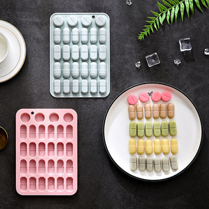 Moule à gâteau en silicone antiadhésif à 14 cavités, réutilisable, de qualité alimentaire, mignon, magnétique, pour chocolat, bonbons et glaçons DIY - Product Image 3