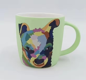 Mug à café et à thé en céramique écologique, style pop art créatif, motif berger allemand, finition mate douce au toucher, compatible lave-vaisselle et micro-ondes - Product Image 4