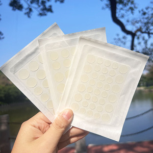 100 Cerotti Idrocolloidali per <span class=keywords><strong>Acne</strong></span> e Brufoli, Impermeabili e Invisibili, Trattamento Localizzato per Imperfezioni, Cura della Pelle - Product Image 6