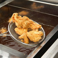 Pequeña freidora eléctrica de pollo y aperitivos Nueva condición Anillo de cebolla y patatas fritas Máquina para pequeñas empresas