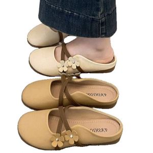 Autumn Style <b>Closed</b> <b>Toe</b> Slides Women 2026 New Lazy One Step on Outdoor Beach Street Casual Slippers - Product Image 3