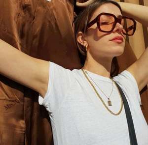 Vente en gros de lunettes de soleil vintage de luxe à grande monture polygonale, lunettes de soleil carrées UV400 pour femmes - Product Image 2