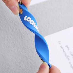 Wholesale Keychain Bracelets Silicone <b>Kids</b> Keychain Bracelet Round Silicone Bracelet Keychain Custom Logo for Promotion Gift - Product Image 3
