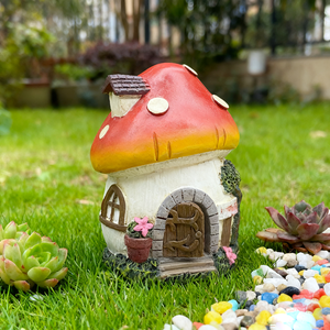 Cottage champignon miniature enchanté idéal pour l'installation du jardin féerique et du jardin de mousse - Product Image 6