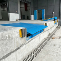 Niveleur de quai fixe hydraulique, plateforme de chargement de marchandises, niveleur de quai stationnaire pour l'accès aux conteneurs par chariot élévateur