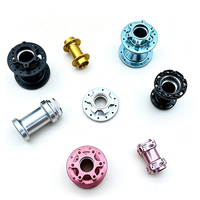 Composants d'assemblage de roues de vélo sur mesure usinés avec précision par CNC en acier inoxydable, incluant le perçage et le brochage par électroérosion à fil.