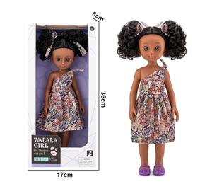 Vente en gros de poupées pour enfants personnalisées à la mode, 34 cm, en silicone, poupées noires en vinyle, bébés filles afro-américaines avec des cheveux bouclés - Product Image 1