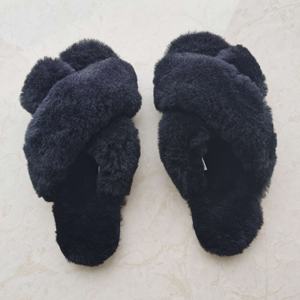 Chanclas clásicas de piel de oveja australiana auténtica para mujer, nueva moda, zapatillas cálidas de invierno de lana esponjosa con suela de EVA con punta abierta - Product Image 4