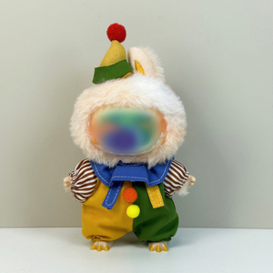 Un deux trois <span class=keywords><strong>g</strong></span>énérations assis vêtements de poupée de fête pour seulement costume en plastique avec d'autres vêtements environnants - Product Image 5