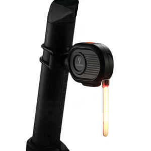 Luz Trasera para Bicicleta Photon Drop, Resistente al Agua, Recargable, LED, para Ciclismo de Montaña y Carretera, Alimentada por Batería - Product Image 1