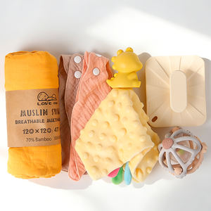 Nouveauté : Ensemble <span class=keywords><strong>de</strong></span> produits essentiels pour nouveau-nés – Brosse <span class=keywords><strong>de</strong></span> <span class=keywords><strong>bain</strong></span> en silicone, hochets souples, anneaux <span class=keywords><strong>de</strong></span> dentition, serviettes <span class=keywords><strong>de</strong></span> <span class=keywords><strong>bain</strong></span> et couvertures pour bébé - Product Image 1