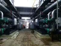 Utilisation de bateau de pêche des Maldives Marine 20 tonnes/30 tonnes refroidi à l'eau de mer vis refroidisseur prix Machine refroidi à l'eau de mer refroidisseur fabrique