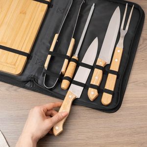 Accessoires <span class=keywords><strong>de</strong></span> <span class=keywords><strong>barbecue</strong></span> <span class=keywords><strong>de</strong></span> camping en plein air <span class=keywords><strong>de</strong></span> qualité supérieure, <span class=keywords><strong>ustensiles</strong></span> <span class=keywords><strong>de</strong></span> cuisine, ensemble <span class=keywords><strong>de</strong></span> 6 outils <span class=keywords><strong>de</strong></span> <span class=keywords><strong>barbecue</strong></span> en acier inoxydable avec planche à découper en bois - Product Image 4