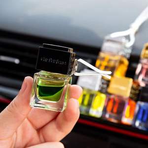 Aikun Customized Size Luxury Car Air Freshener Hanging Vent Clip Glass Essential Oil with Natural <b>Evaporation</b> 3-Year Warranty - Product Image 1