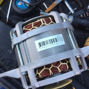 Moteur de machine à laver YXB250 4 L, pièce de rechange durable en alliage d'aluminium pour appareil de lavage - Product Image 2