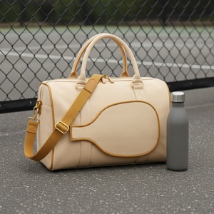 กระเป๋าผ้าแคนวาสสำหรับเล่นพิคเคิลบอล Heritage รุ่น Weekend Duffel ใส่ไม้พายได้ 3 อัน รับน้ำหนักได้มาก พร้อมโลโก้สั่งทำได้ ขายส่ง กระเป๋าสำหรับกีฬาเทนนิสและพาเดล - Product Image 3