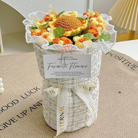 Großhandel Handgestrickte Garn-Blumenornamente für Hochzeit, Valentinstag, Muttertag, Heimdekoration, Festtagsgeschenk, Gehäkelter Blumenstrauß