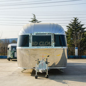 Mobiele roestvrijstalen campertrailer met badkamer - Product Image 3