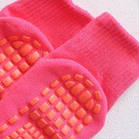 Chaussettes antidérapantes en coton épais pour le yoga, le Pilates, la barre, l'hôpital, la maison, la marche, chaussettes de sport athlétiques à grip renforcé