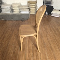Chaise de salle à manger en plastique PP imitation rotin, design classique, nouveau design, pour la location événementielle