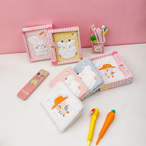 Diario de Peluche Kawaii con Diseño de Arcoíris, Cuaderno de Peluche para Regalo o Promoción, Venta al por Mayor a Precio de Fábrica en China - Product Image 5