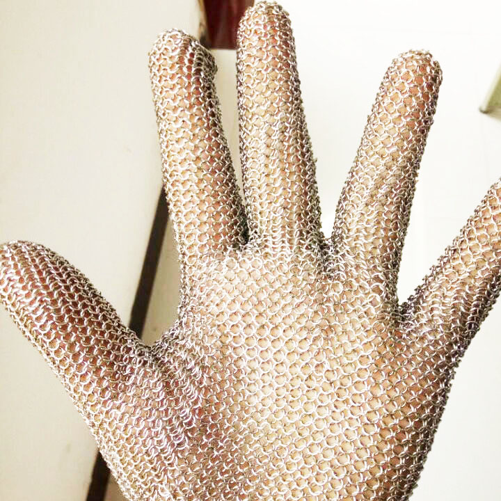 屠夫工人用高性能不锈钢网丝手套保护双手免受刀具手套伤害 - buy