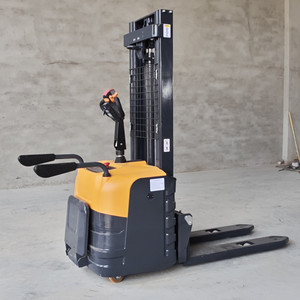 รถยกไฟฟ้าแบบพกพา ราคาประหยัด กำลังลดราคา ใช้งานง่าย - Product Image 3