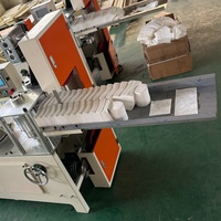 Máquina de alta velocidad para fabricar servilletas de papel 150m/min 800-1500pcs/min con grabado y conteo para fábricas de pañuelos