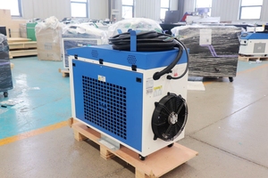 レーザー塗料除去洗浄機ポータブル連続容易に油汚れと錆を非常に除去レーザー洗浄機 - Product Image 4