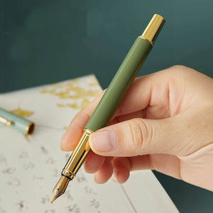 Cartoleria graziosa <span class=keywords><strong>penna</strong></span> <span class=keywords><strong>stilografica</strong></span> colorata Macaron Logo con stampa incisore Regalo di <span class=keywords><strong>laurea</strong></span> senza perdite rosa <span class=keywords><strong>stilografica</strong></span> - Product Image 6