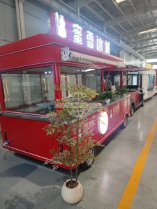 Custom USA Standard Fiberglass/Aluminum Insulated Multifunctional Mobile Food Truck Trailer Built-In Power <b>Rust</b> Resistant Candy - Product Image 6