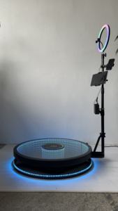 Фотобудка «Абисс» 115 см с обзором 360 градусов и RGB-подсветкой — идеально для создания ярких визуальных эффектов на вечеринках и свадьбах - Product Image 2