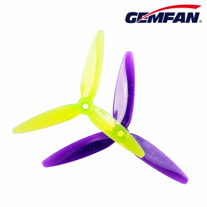 Hélices de drone FPV GEMFAN 493D à 3 pales, pack de 4 (2 CW, 2 CCW) en PC pour drones de course et freestyle de 5 pouces - Product Image 1