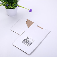 Boîte d'emballage en carton ondulé personnalisée avec fenêtre en PVC pour vis et clous, boîte de présentation de pièces de quincaillerie recyclable pour la vente au détail