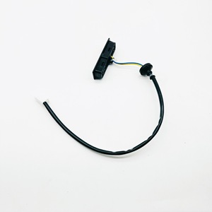 Interruptor de Puerta Trasera y Maletero Nissan, Cable Único 253801AA0B, Interruptor Combinado de Señal de Giro, Nuevo y Usado - Product Image 2