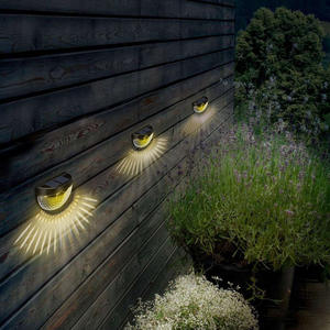 Lampes solaires étanches pour clôture, alimentées par l'énergie solaire avec lentille LED ultra-lumineuse, éclairage constant de plus de 12 heures pour terrasse, jardin, patio, piscine, mur - Product Image 2