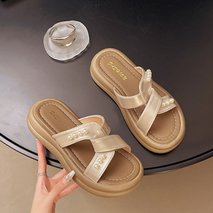 Sandales d'été style plage, mode américaine, multifonctionnelles, à semelle épaisse et bout ouvert, avec amorti, pour femmes, fabriquées avec des matériaux confortables - Product Image 4