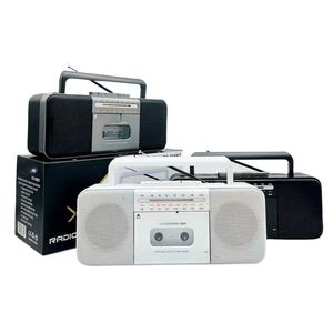 Reproductor de Casetes Portátil Retro con Altavoces Dobles, Radio FM Vintage con Bluetooth, Ideal para el Hogar, Reuniones y Aprendizaje - Product Image 1