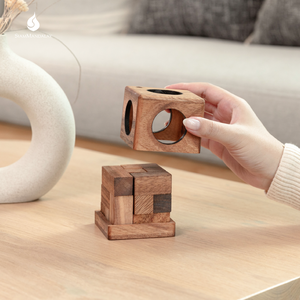 Puzzle cube : cube Soma 3D en bois, casse-tête, jouet éducatif Montessori, bois artisanal pour enfants et adultes - Product Image 1