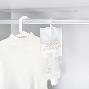 Sac <span class=keywords><strong>d</strong></span>éshumidificateur de salle de bain en charbon de bois activé absorbant naturel, absorbant <span class=keywords><strong>d</strong></span>'humidité suspendu <span class=keywords><strong>fait</strong></span> <span class=keywords><strong>maison</strong></span> - Product Image 2