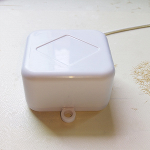 Hình vuông màu trắng Đồ chơi nhồi bông bé cũi âm nhạc di động kéo chuỗi hộp nhạc - Product Image 2